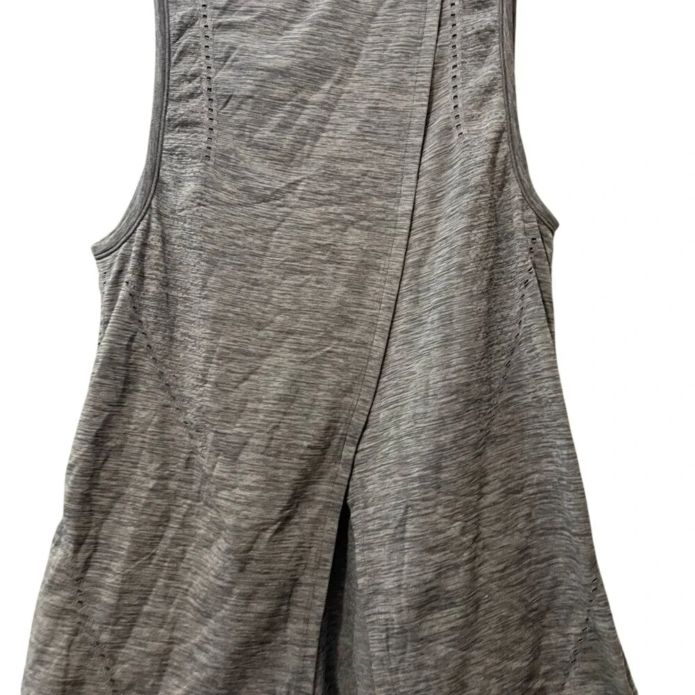 Athleta Foothill Seamless Womens Size Medium Gray Workout‎ Tank Top - Picture 2 of 4